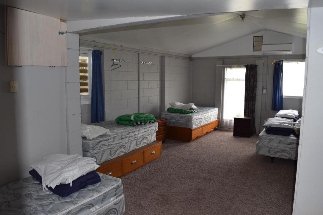 Sleepy Vines Hostel Blenheim Bagian luar foto